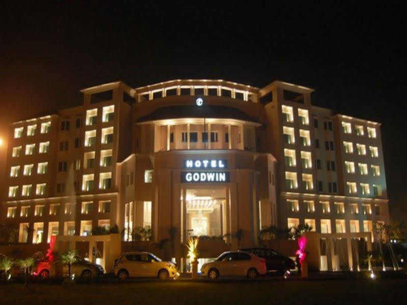 Godwin Hotel Haridwār Exterior photo